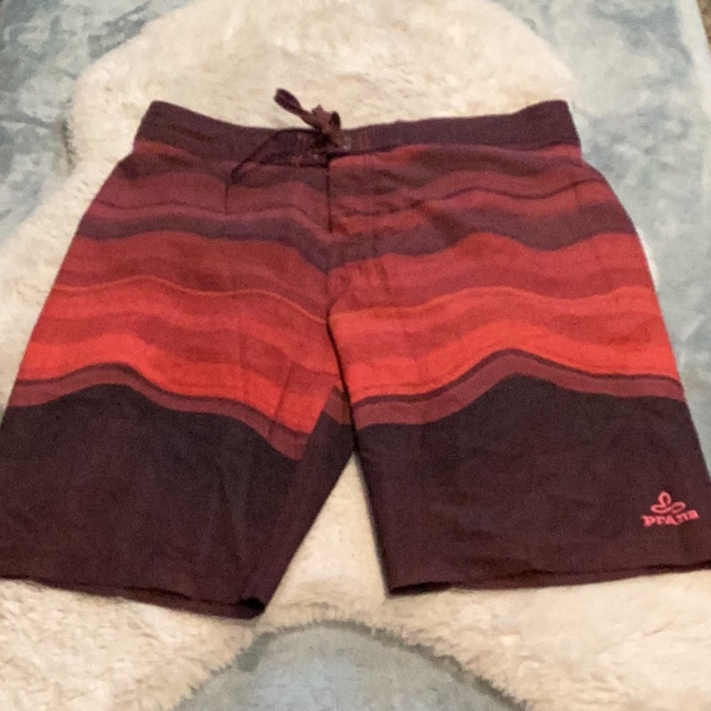 EUC PrAna boardshorts